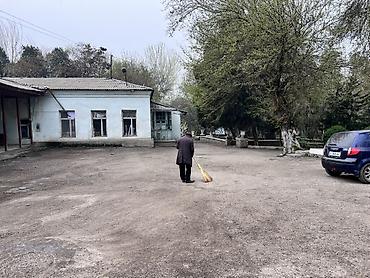 Сдается в аренду хозяйственные помещения под цеха и склады. Площадь