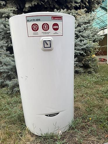 air up: Накопительный водонагреватель Объем бака: 100 л, Ariston, Электрический, Титан, Б/у — 2