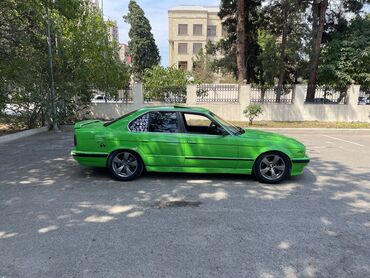 BMW: BMW 5 series: 2 l | 1990 il Sedan — 3