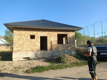 продается дом в пригородной: Үй, 120 кв. м, 3 бөлмө, Менчик ээси, ПСО (өз алдынча бүтүрүү)