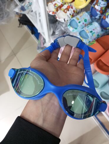 три д очки: Очки для плавания