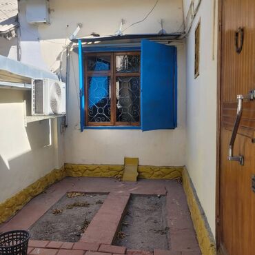 2 комнатные квартиры в бишкеке продажа: 2 бөлмө, 50 кв. м, 1 кабат, Косметикалык ремонт