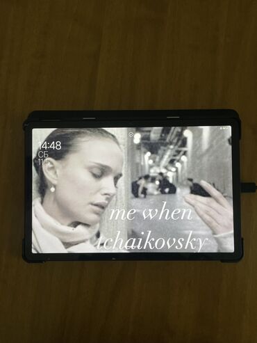 iphone 2g naushniki: Планшет, память 256 ГБ, 10" - 11", 5G, Б/у, Классический цвет - Серый