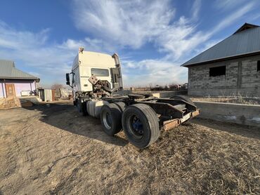 Тягачи: Тягач, Howo, 2009 г., Без прицепа — 5