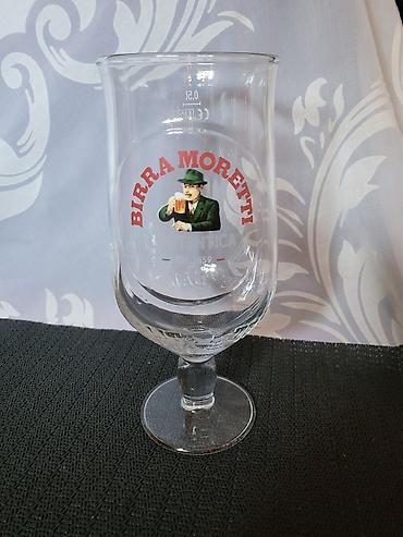 Čaše: Case nove za pivo,Birra Moretti. Case nove,sve na njima odsjaj od na lalafo.rs — 10 Čaše: Case nove za pivo,Birra Moretti. Case nove,sve na njima odsjaj od — 10
