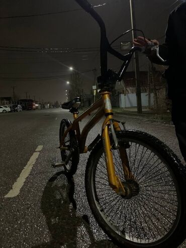 детский велосипед желтый: Продоётся велосипед Bmx в хорошем состоянии,нет вложений всё