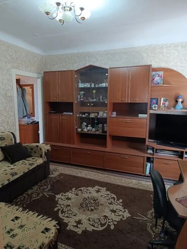 дом село орок: 2 бөлмө, 33 кв. м, Жеке план, 5 кабат, Евроремонт