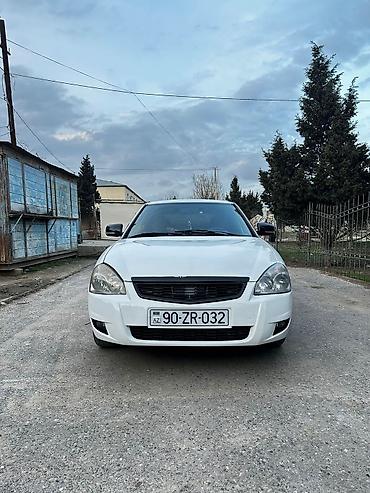 bmw e39 radiator: VAZ (LADA) Priora: 1.6 l | 2009 il 350000 km Sedan — 1