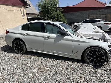 На разборе BMW G30 520d xDrive (G30) Все элементы в родном окрасе