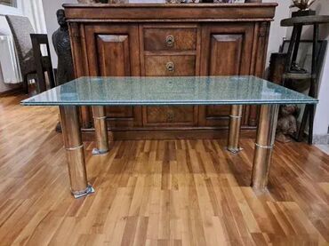 Stilski klub stolovi: Klub sto sa staklenom troslojnom plocom debljine 15mm. Sto je tezak — 6