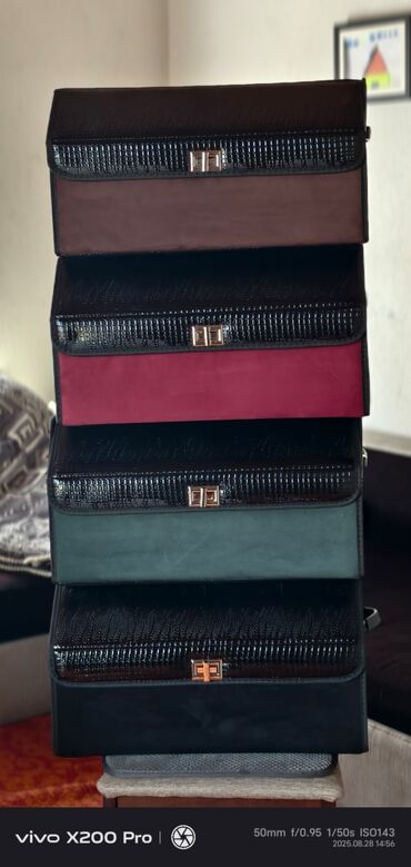 Другие аксессуары для салона: Магазин автотоваров и аксессуаров Ассортимент: - Автохимия и уход — 34