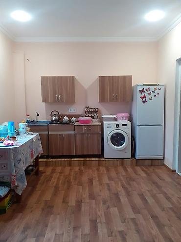 xırdalan 3 otaqlı evlər: Bakı, Suraxanı, 3 otaqlı, Köhnə tikili, m. Qara Qarayev, 100 kv. m — 3