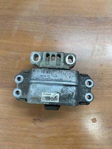 auspuh za golfa 2: NOSAC MOTORA ZA VOLKSWAGEN GOLF 6 - 1K0199555 | Nosac motora za Golf — 1