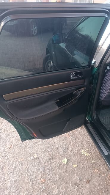 Audi: Audi A4: 2000 г., 2.4 л, Автомат, Бензин, Универсал — 10