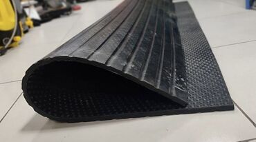 Товары и оборудование для с/х животных: Маты для КРС (Резиновые коврики для крупно рогатого скота и не — 4