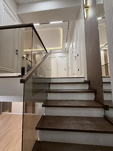 Продажа коттеджей и домов: 🏡ПРОДАЕТСЯ ОСОБНЯК 📍Арча-Бешик 🏠Площадь:200м² 🌿Участок:3сотки — 10