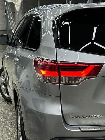 Toyota Highlander: 2018 г., 3.5 л, Автомат, Гибрид, Кроссовер lalafo.kg да — 7 Toyota Highlander: 2018 г., 3.5 л, Автомат, Гибрид, Кроссовер — 7
