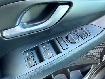 Hyundai: Hyundai i30: 1.6 l | 2017 il Hetçbek — 3