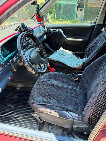 bcd com kg: Volkswagen Vento: 1993 г., Механика, Седан — 10