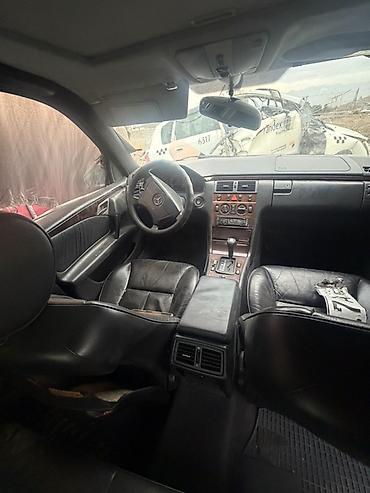 Продажа авто: Mercedes-Benz E-Class: 1995 г., 3.2 л, Автомат, Бензин, Седан — 3