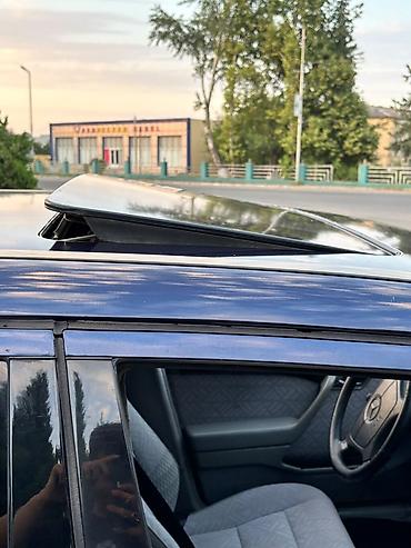 astra g on stupitsa: Mercedes-Benz C200 sedan - Kuzov: W202, 4 qapı, tünd mavi/qara rəng - — 5