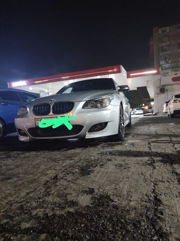 Водный транспорт: BMW 523: 3 л | 2005 г. Седан