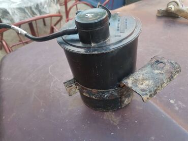 Auto delovi: Kanister apsorber benzinskih para Lada 21214i Niva. Polovno, ocuvano — 6