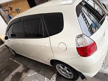 Honda: Honda Fit: 2003 г., 1.3 л, Вариатор, Бензин, Хэтчбэк — 8