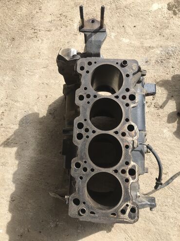 Sbor motorlar və silindr başlıqları: Mitsubishi chariot 4g64 muherriki.Butun hisseler ideal veziyyetdedi — 6