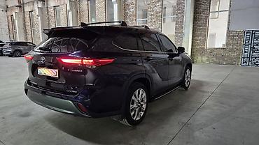 Продажа авто: Toyota Highlander: 2020 г., 2.5 л, Гибрид, Кроссовер — 3