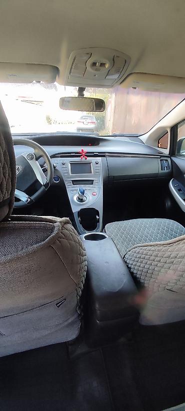 крышка багажника венто: Toyota Prius: 2015 г., 1.8 л, Вариатор, Гибрид, Хэтчбэк — 4
