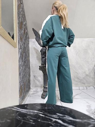 Gornji i donji deo: Zenske komplet trenerke Vrhunski kvalitet Velicine S m l xl xxl Cena — 11