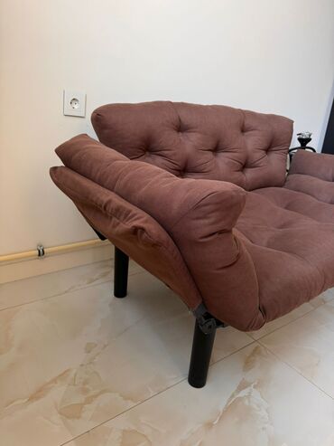 Мебель: Диван-кровать, Б/у, Раскладной, С подъемным механизмом, Ткань, Нет доставки
