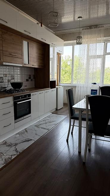 2 rooms: Сдается комната в квартире для 3 девушек. Стоимость: 6500 сом с — 2