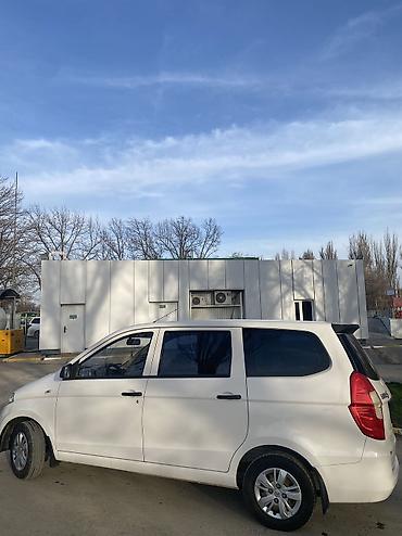 Dongfeng: Dongfeng : 2019 г., 1.5 л, Механика, Бензин, Минивэн — 14