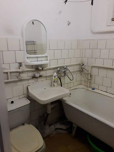 квартиры старый толчок: 1 комната, 29 м², 8 мкр Индивидуалка, 4 этаж, Старый ремонт — 5