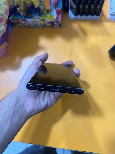 dell alienware: Samsung Galaxy S22 Ultra, 256 GB, rəng - Yaşıl, Simsiz şarj — 7