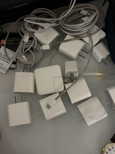 12 volt adapter: Adapter Apple, İşlənmiş