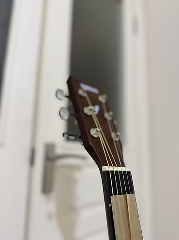 Гитары: “Yamaha F310” Срочно продается акустическая гитара 41 размер от фирмы — 10