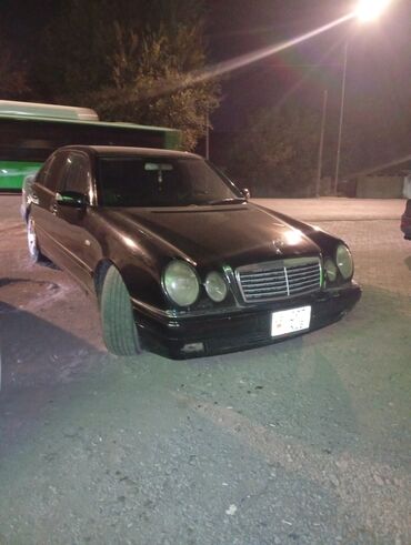 продаю или меняю с доплатой: Mercedes-Benz E-Class: 1998 г., 4.3 л, Автомат, Бензин, Седан