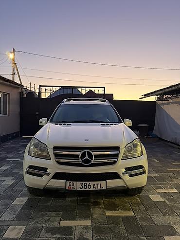 фаркоп мерс 210: Mercedes-Benz GL-Class: 2011 г., 3 л, Автомат, Дизель, Внедорожник — 1
