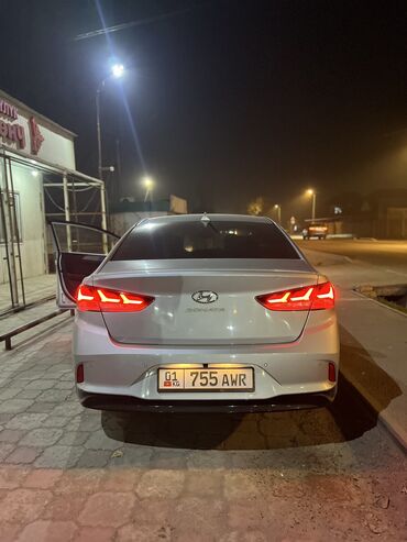 фары на сонату: Hyundai Sonata: 2018 г., 2 л, Типтроник, Газ, Седан
