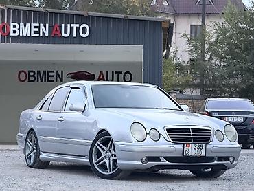 Mercedes-Benz E-Class: 2001 г.