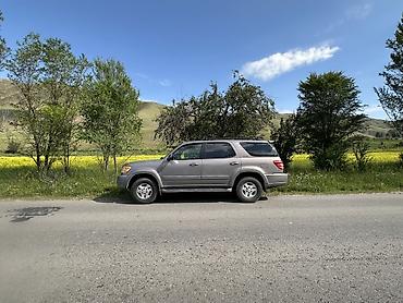 на грузовое авто: Toyota Sequoia: 2001 г., 4.7 л, Автомат, Бензин, Внедорожник — 7