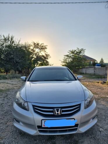 купить диск на 16 бу: Honda Accord: 2012 г., 2.4 л, Автомат, Бензин, Седан