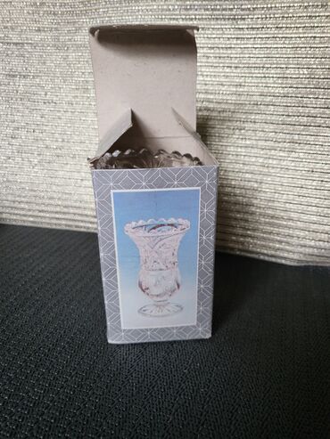 Vaze i saksije: Vaza, Novo — 5