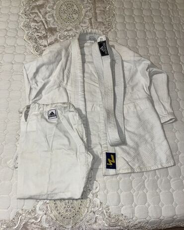 автокресла с изофикс: Adidas judo, aikido geyim dəsti - Marka: Adidas - Dəst: yuxarı gi