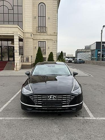 дисп: Hyundai Sonata: 2022 г., 2 л, Бензин, Седан — 1