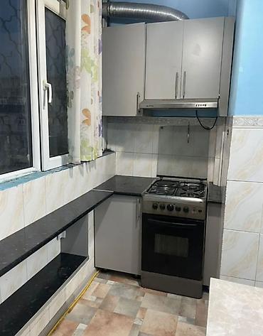 в районе тунгуч: 4 комнаты, 92 м², Тунгуч мкр 106 серия, 8 этаж, Старый ремонт — 9