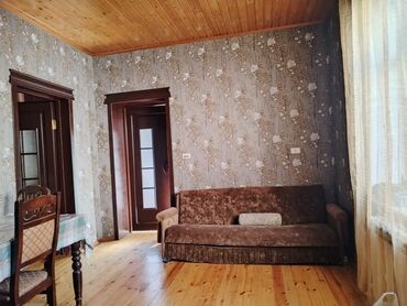 снять частный дом на длительный срок: 2 otaqlı mənzil – mebel və texnika ilə - Geniş zal və yataq otağı